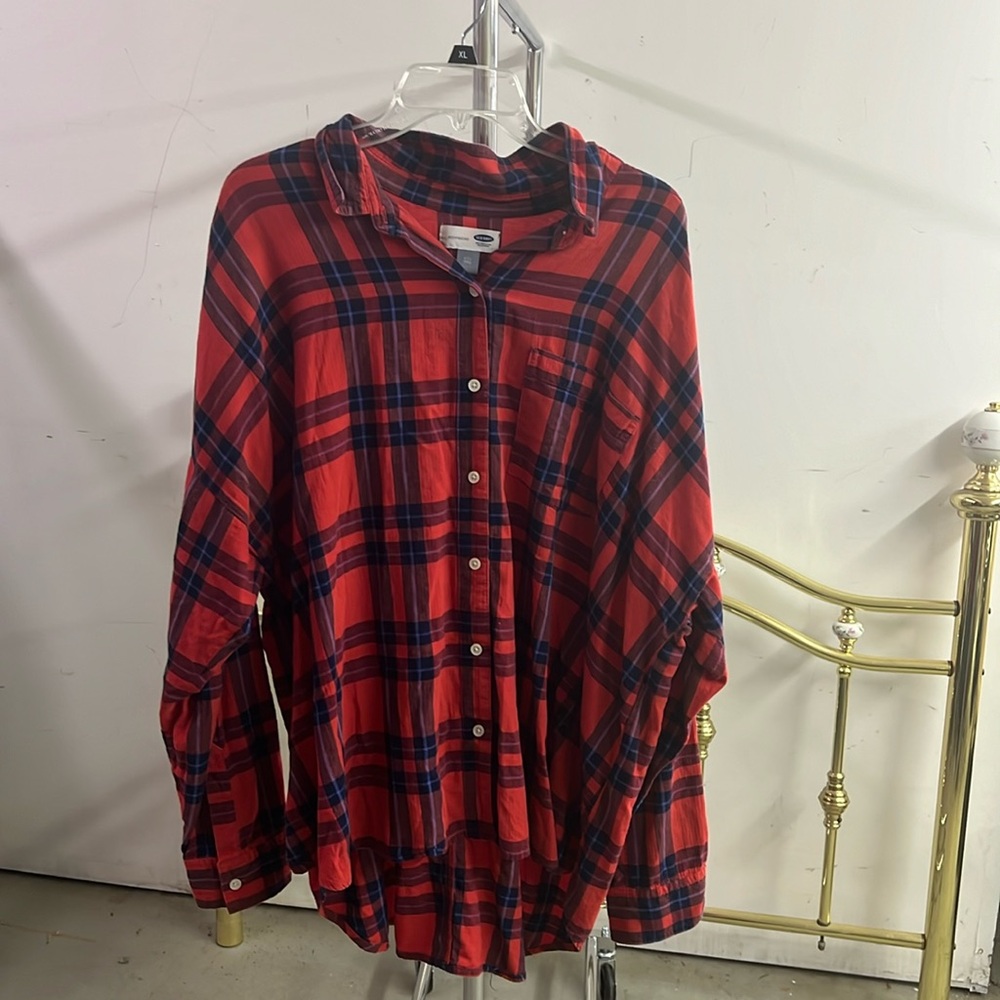 PLAID BUTTON DOWN